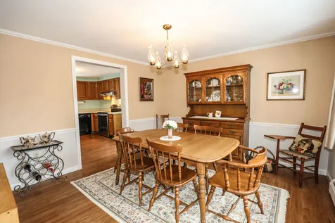 9 Holstein Avenue Londonderry NH 03053