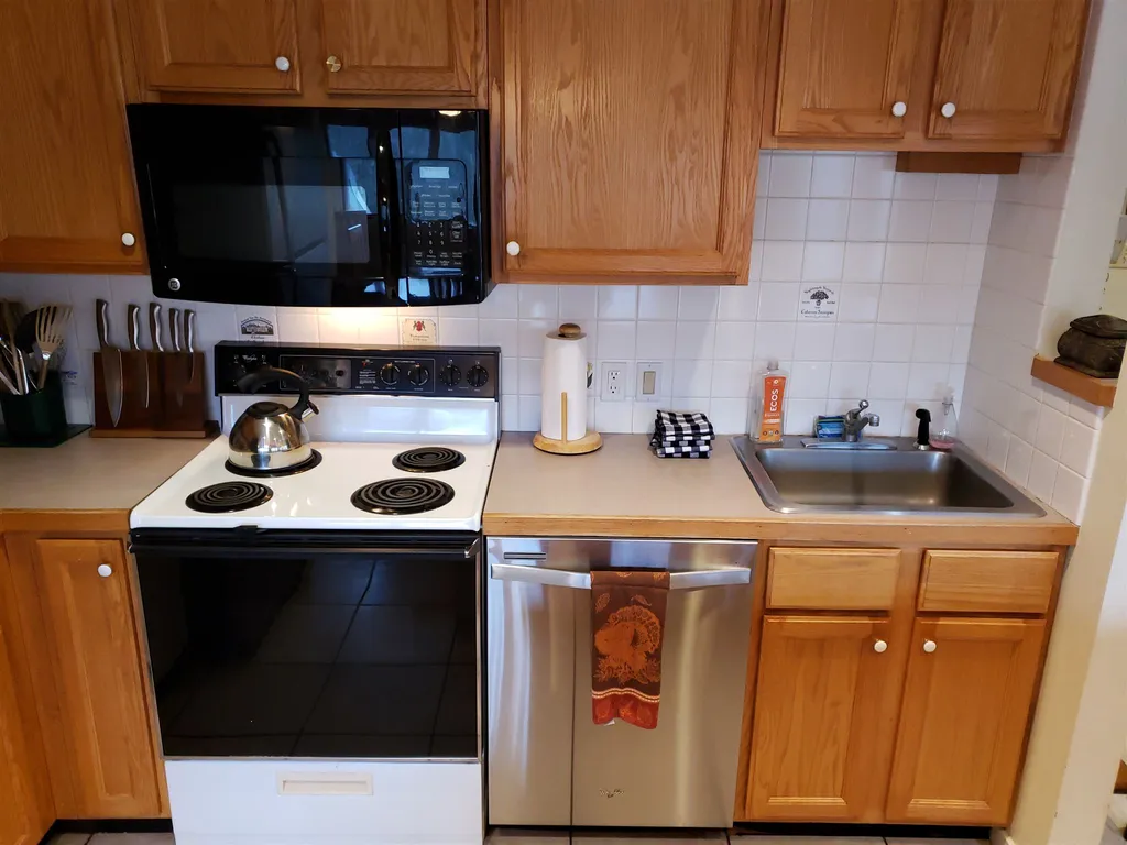 42 Bridges Lower Phase Road Warren VT 05674