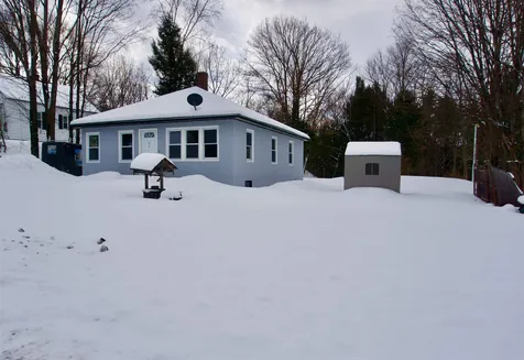 274 Maple Avenue Claremont NH 03743