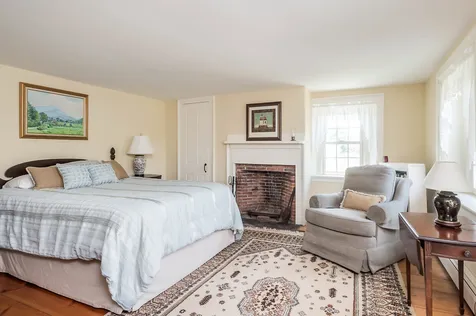 77 South Road East Kingston NH 03827
