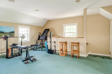 77 South Road East Kingston NH 03827