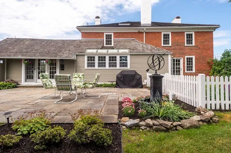 77 South Road East Kingston NH 03827
