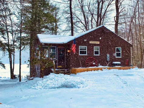 8 Crowcroft Drive Rindge NH 03461