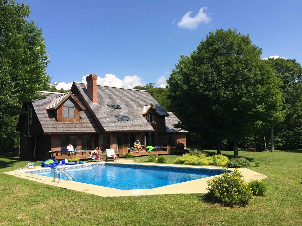 1538 Robinson Springs Road Stowe VT 05672