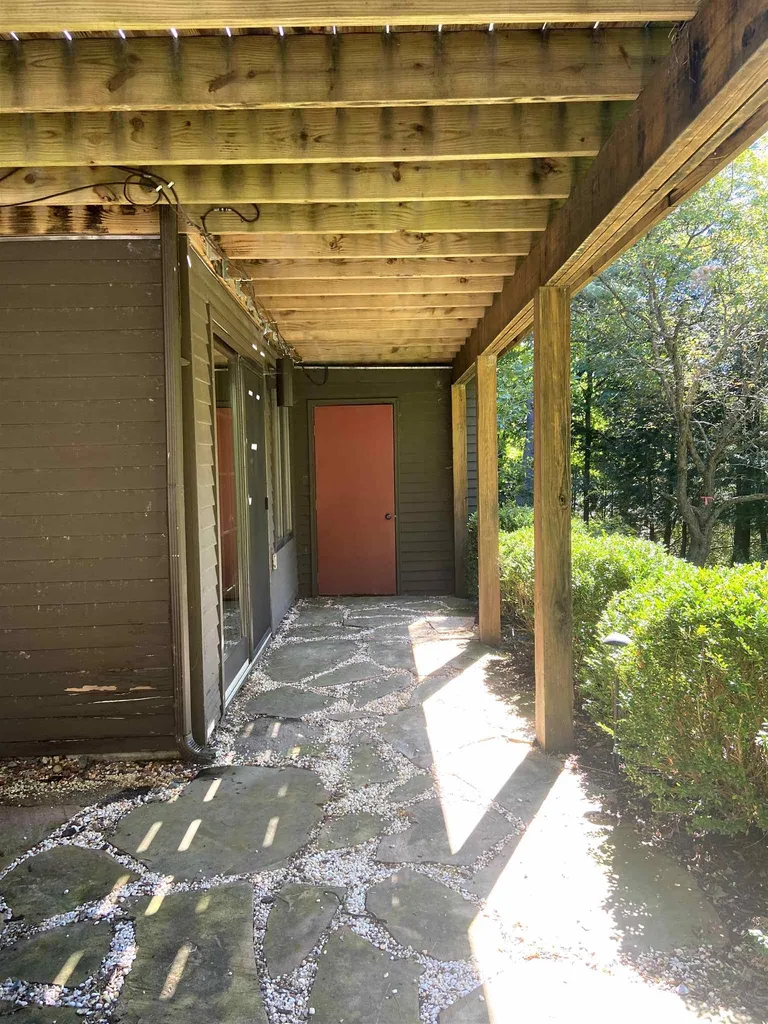 25 College Hill Hanover NH 03755