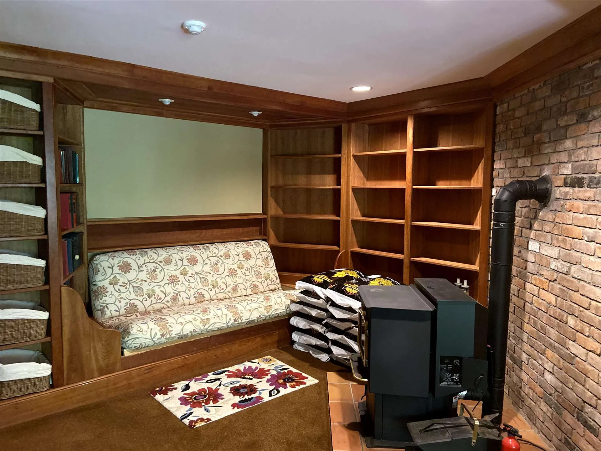25 College Hill Hanover NH 03755