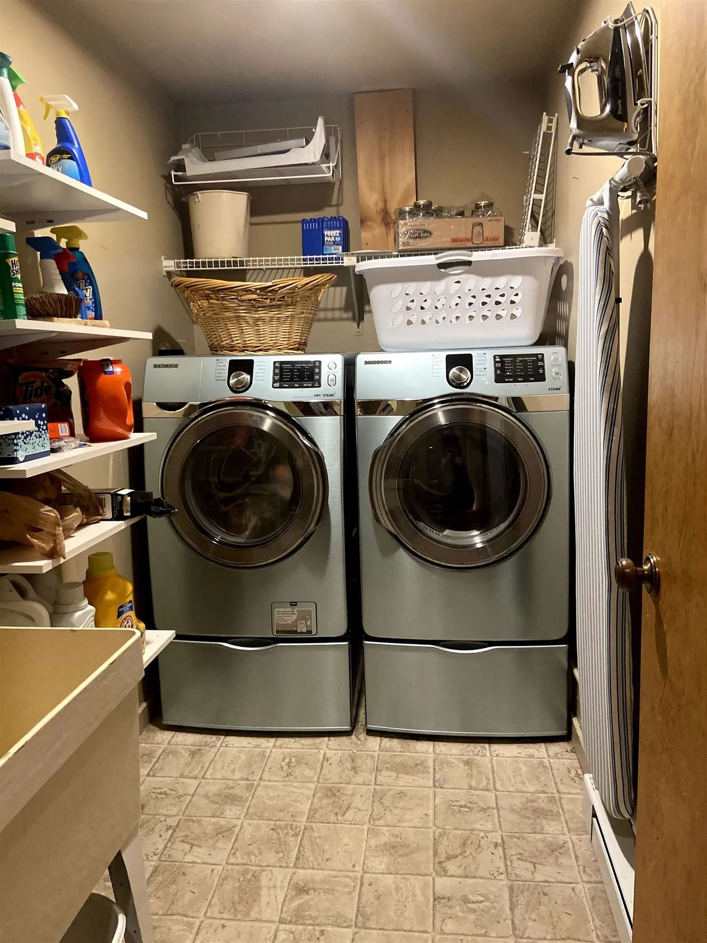 25 College Hill Hanover NH 03755