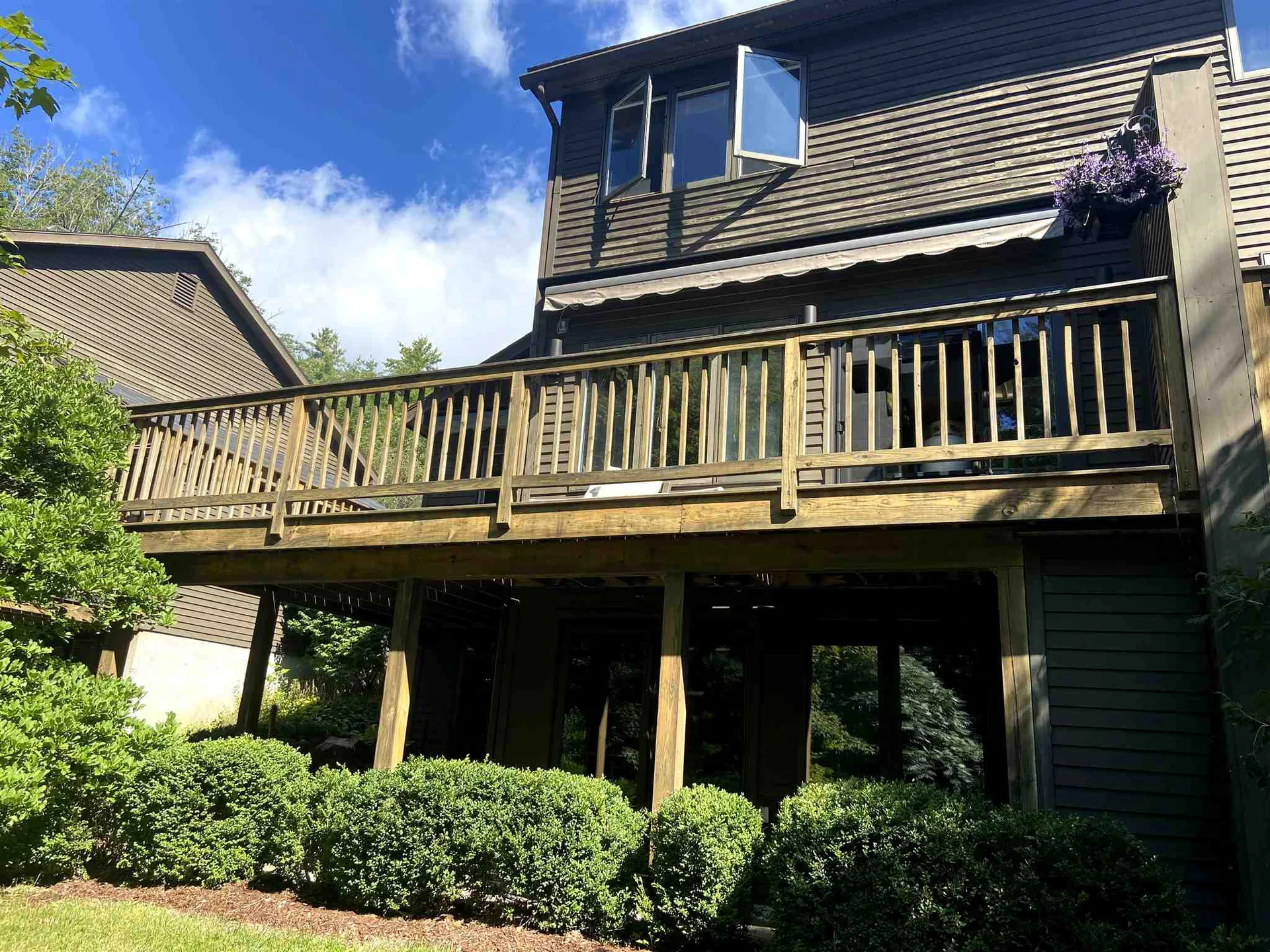 25 College Hill Hanover NH 03755