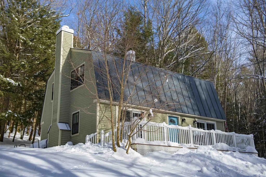 76 Bayley Way Hartford VT 05059