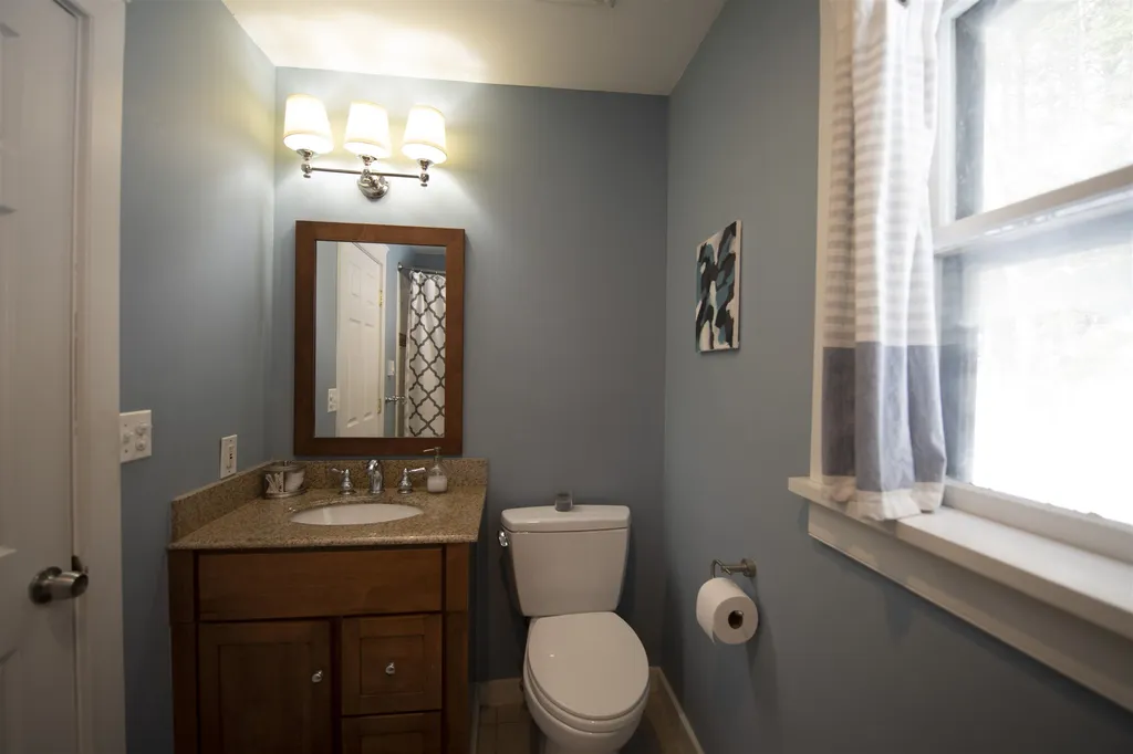 76 Bayley Way Hartford VT 05059