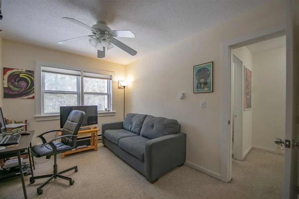 76 Bayley Way Hartford VT 05059