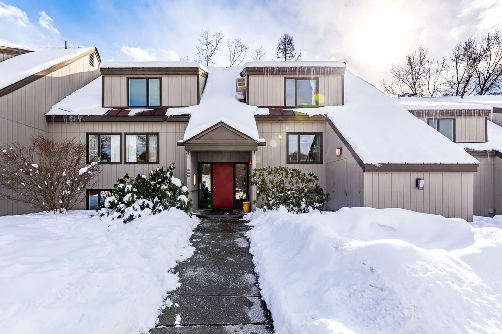 309 Brook Hollow Hanover NH 03755