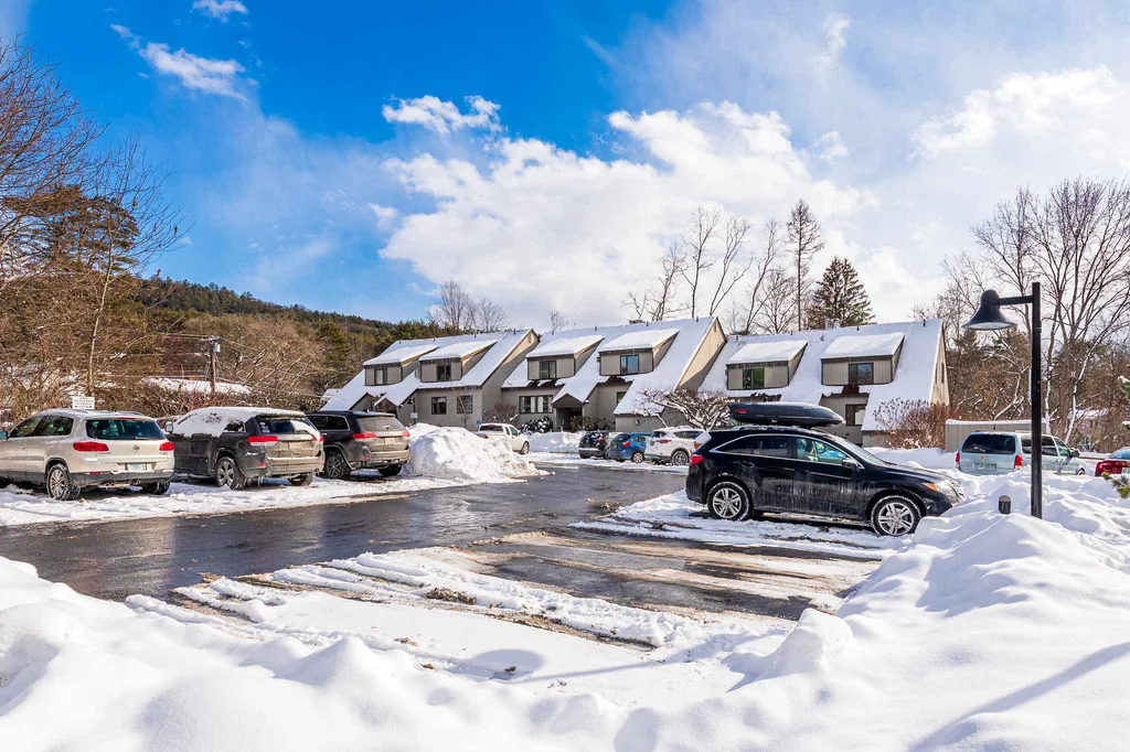 309 Brook Hollow Hanover NH 03755