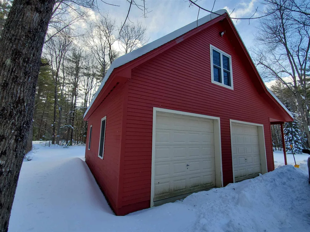 28 Blueberry Woods Drive Canaan NH 03741