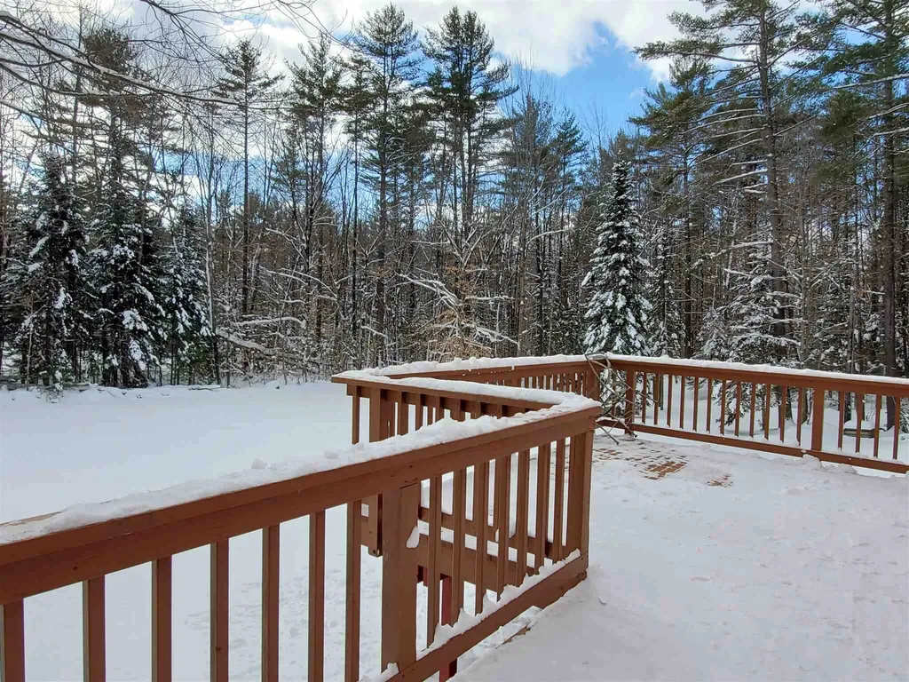 28 Blueberry Woods Drive Canaan NH 03741