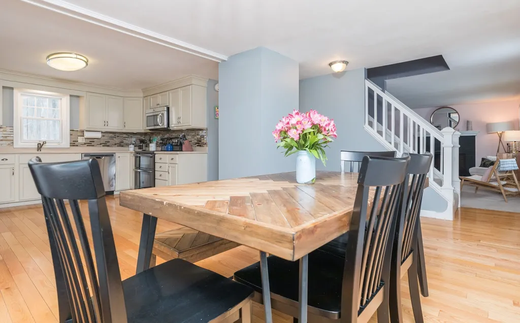 40 Donica Road York ME 03909