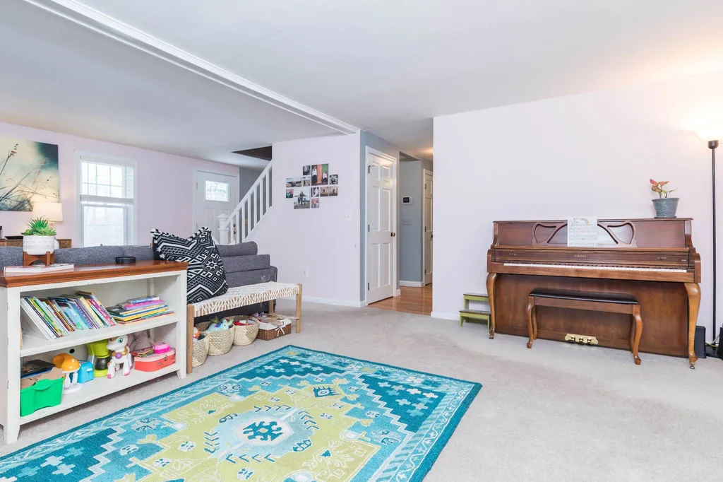 40 Donica Road York ME 03909