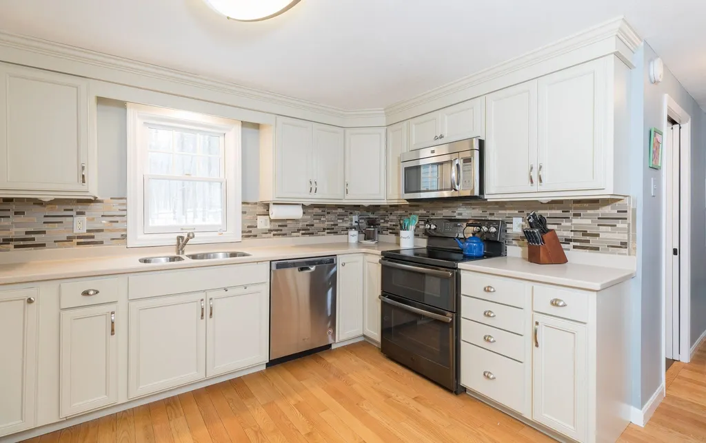 40 Donica Road York ME 03909