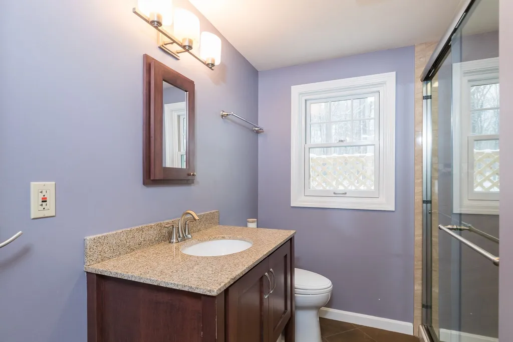40 Donica Road York ME 03909