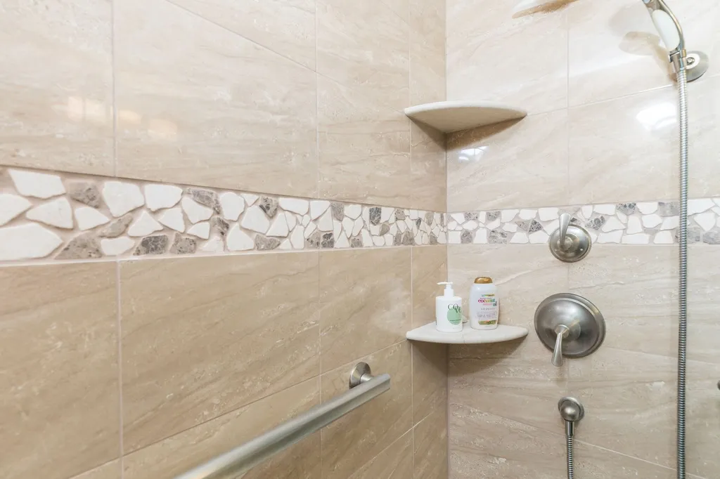 40 Donica Road York ME 03909