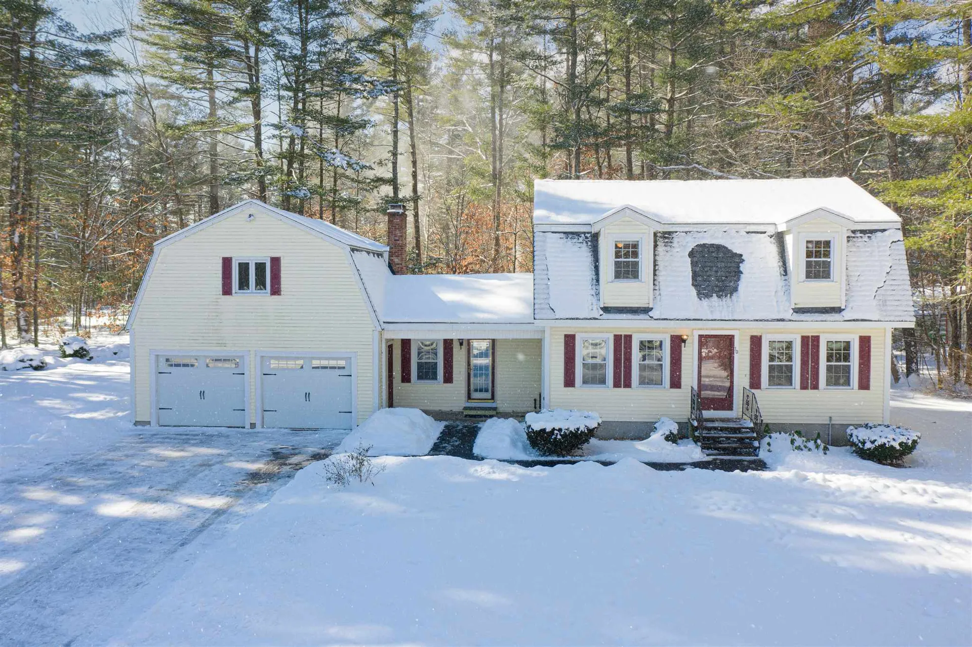 10 Martin Lane Litchfield NH 03052