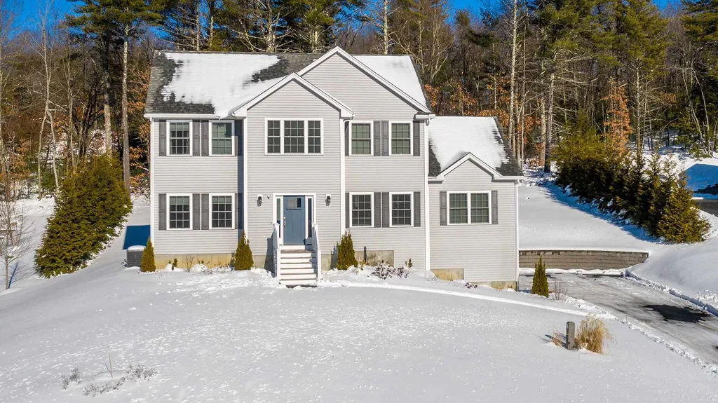 9 Cricket Ridge Drive Windham NH 03087