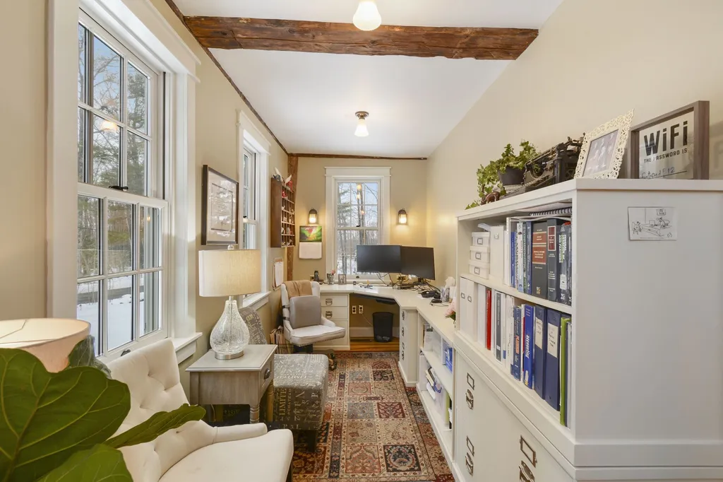 225 Mansion Road Dunbarton NH 03046