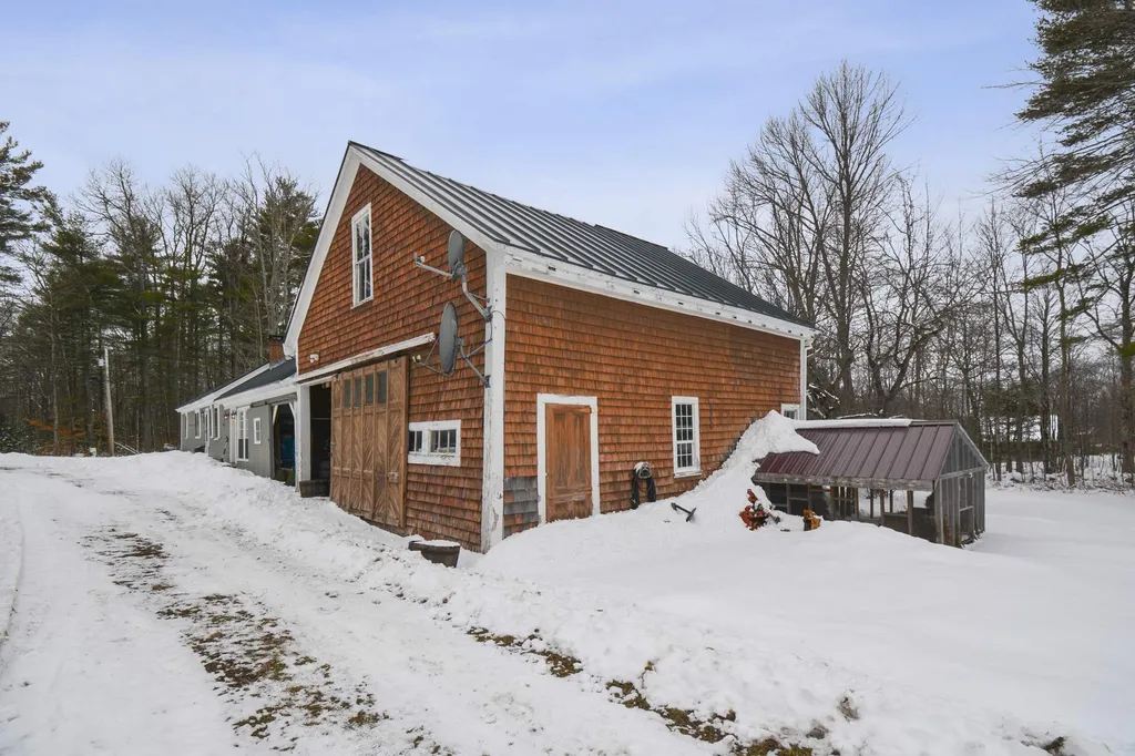 225 Mansion Road Dunbarton NH 03046