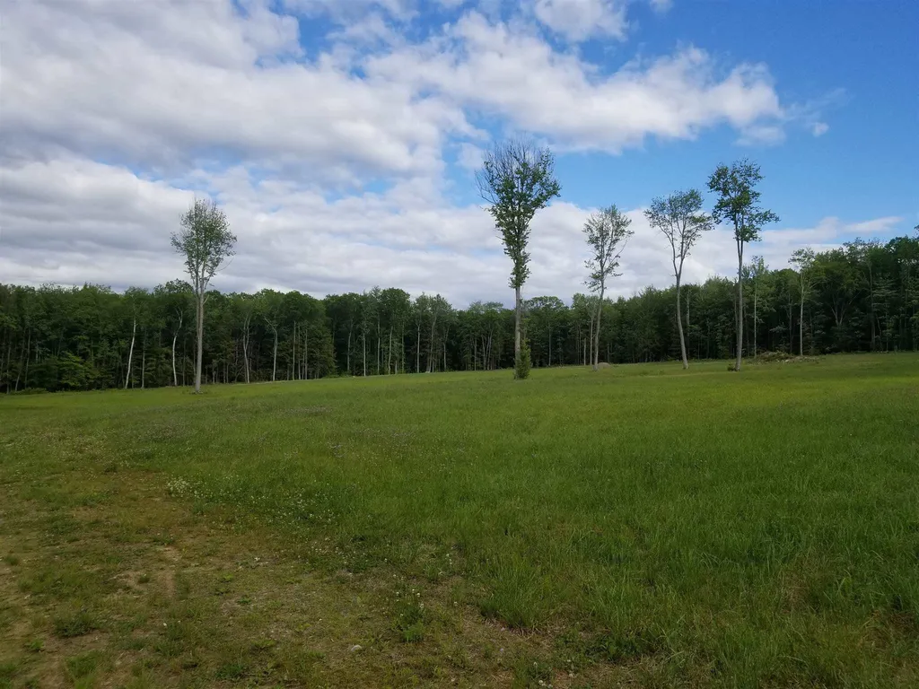 225 Mansion Road Dunbarton NH 03046