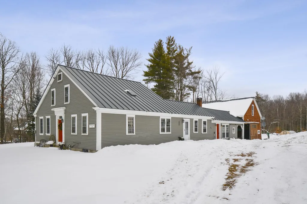 225 Mansion Road Dunbarton NH 03046
