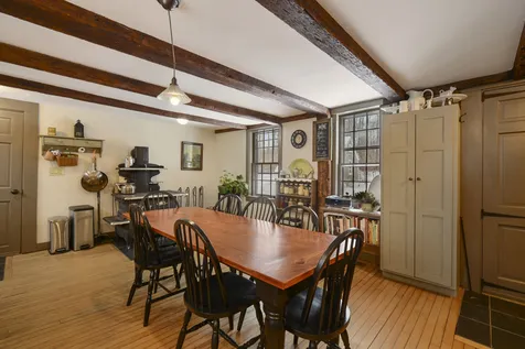 225 Mansion Road Dunbarton NH 03046