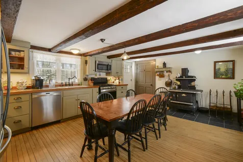 225 Mansion Road Dunbarton NH 03046