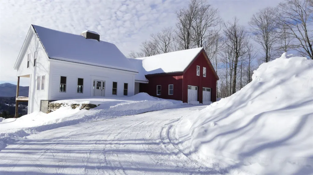 206 Smith Road Wilmington VT 05363