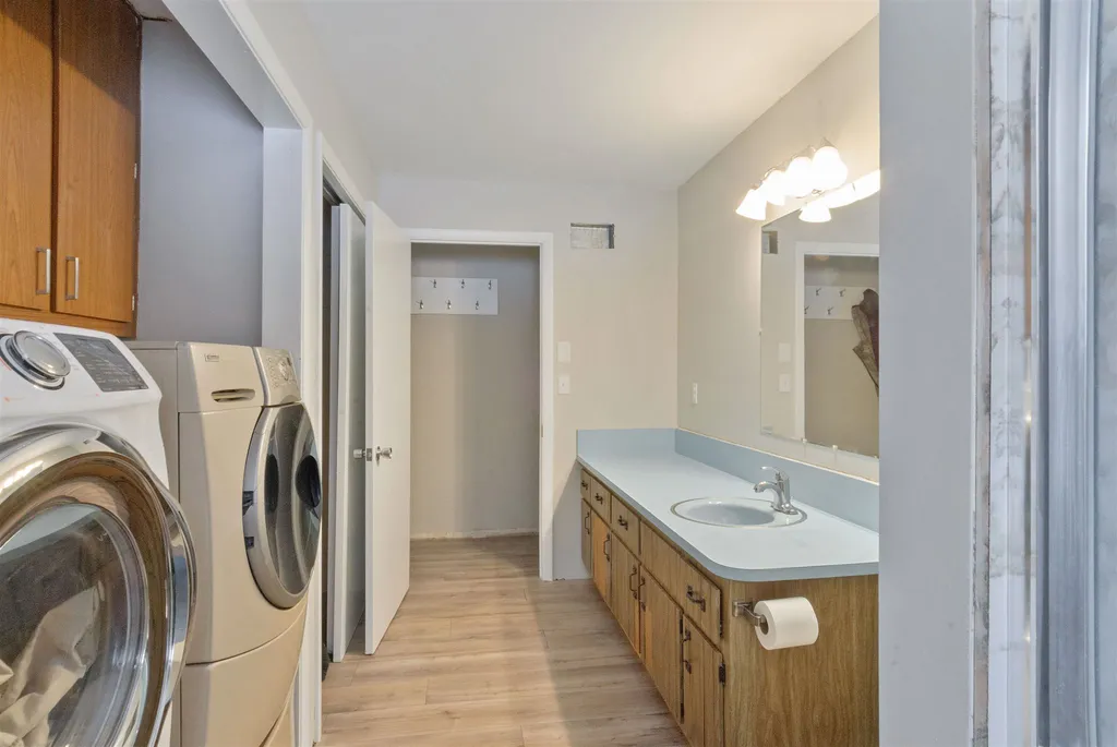 696 Belknap Mountain Road Gilford NH 03249