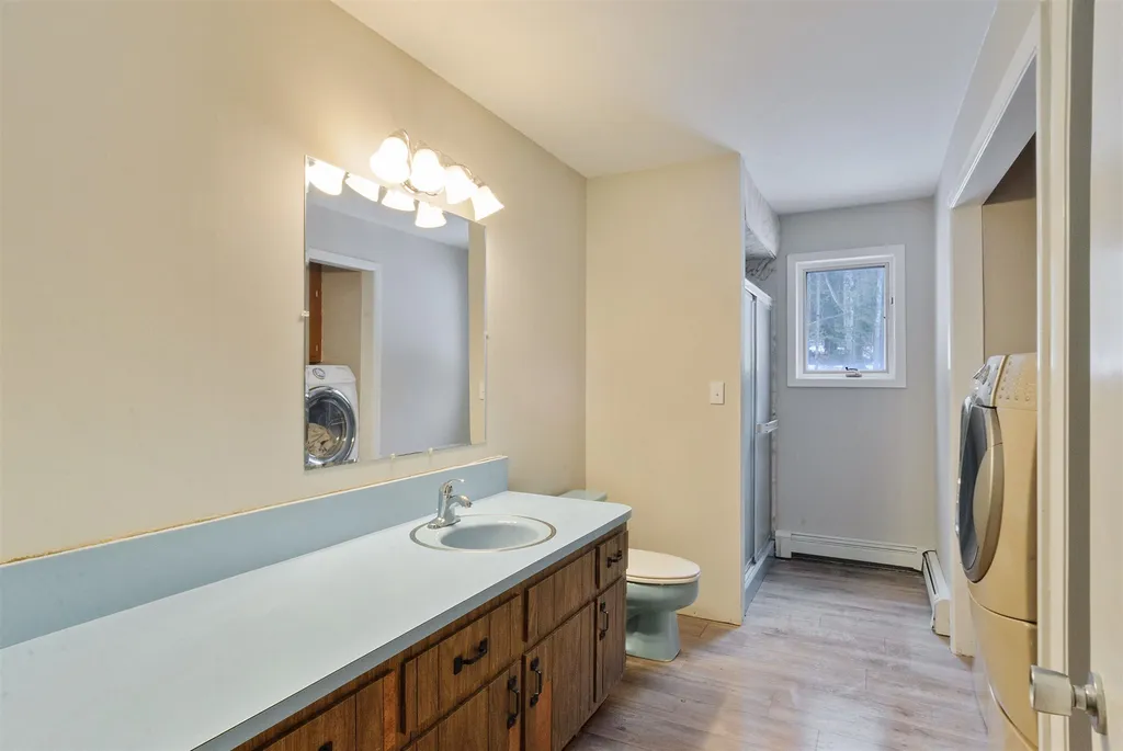696 Belknap Mountain Road Gilford NH 03249