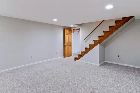 696 Belknap Mountain Road Gilford NH 03249