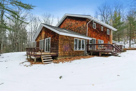 696 Belknap Mountain Road Gilford NH 03249