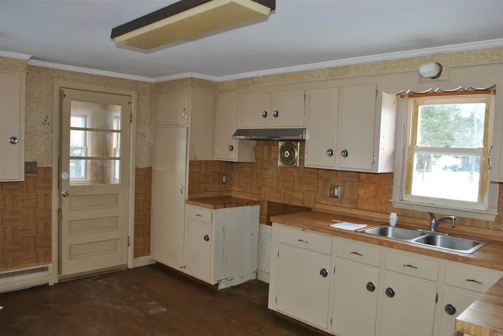 108 Maple Street Somersworth NH 03878