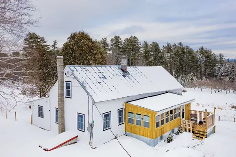 447 Cross Road Bradford VT 05033