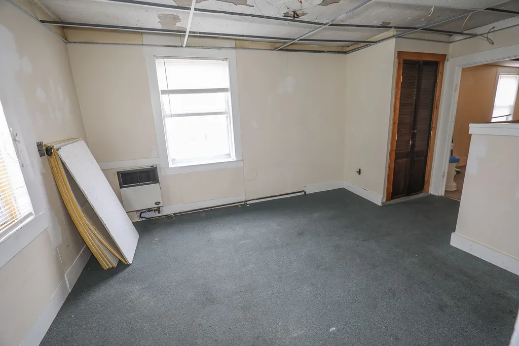 12 Briggs Street Claremont NH 03743