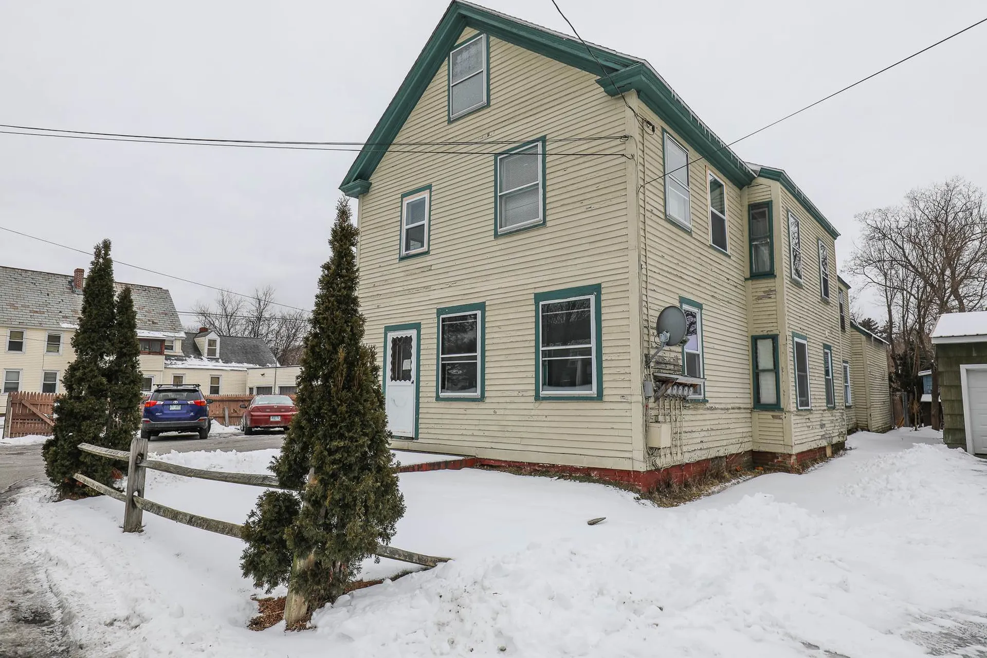12 Briggs Street Claremont NH 03743