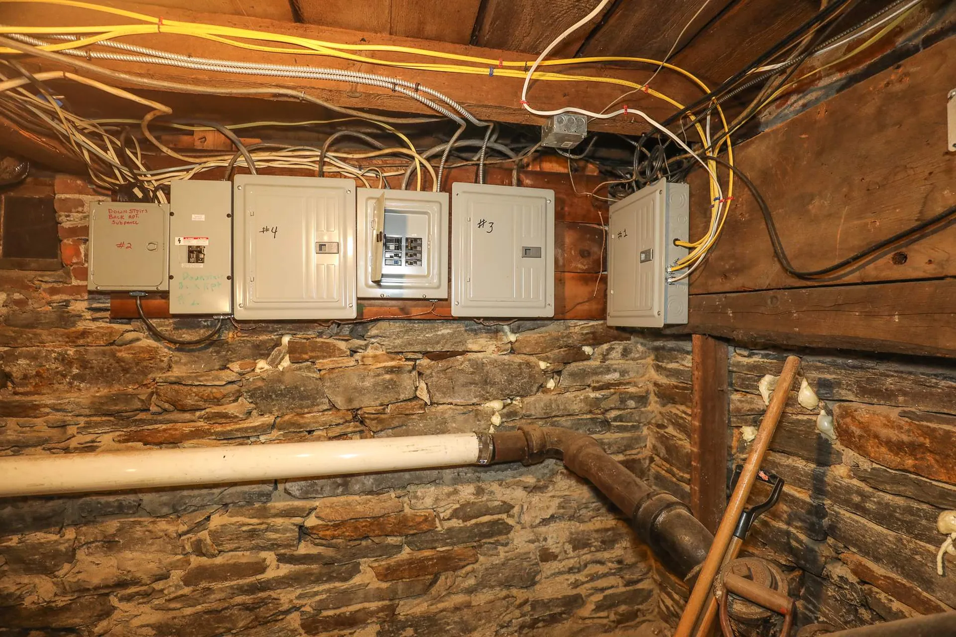 12 Briggs Street Claremont NH 03743