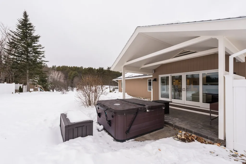 39 Unity Road Newport NH 03773
