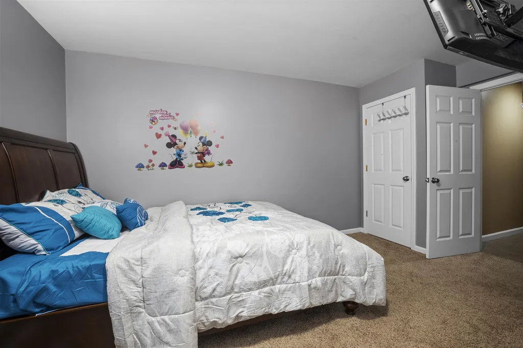 21 Townsend Drive Dover NH 03820