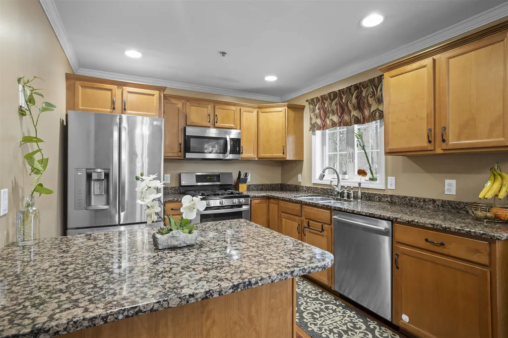 21 Townsend Drive Dover NH 03820
