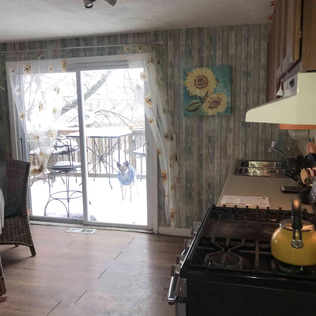 20 Gill Street Hampton NH 03842