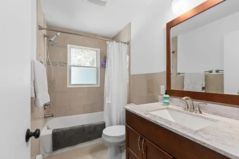 1135 Portsmouth Avenue Greenland NH 03840