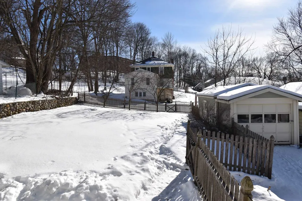 22 Burnham Avenue Rutland City VT 05701