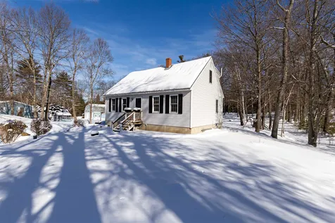 610 Main Street Fremont NH 03044