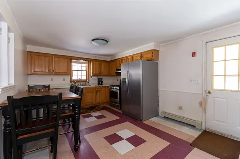 610 Main Street Fremont NH 03044